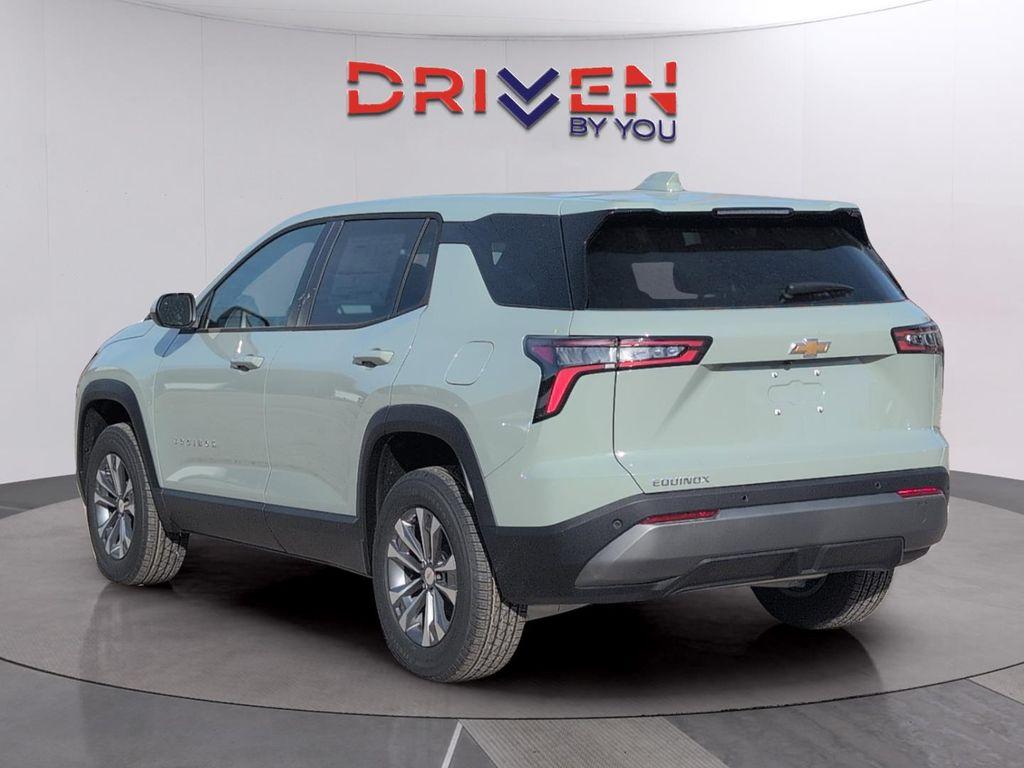 new 2026 Chevrolet Equinox car, priced at $31,276