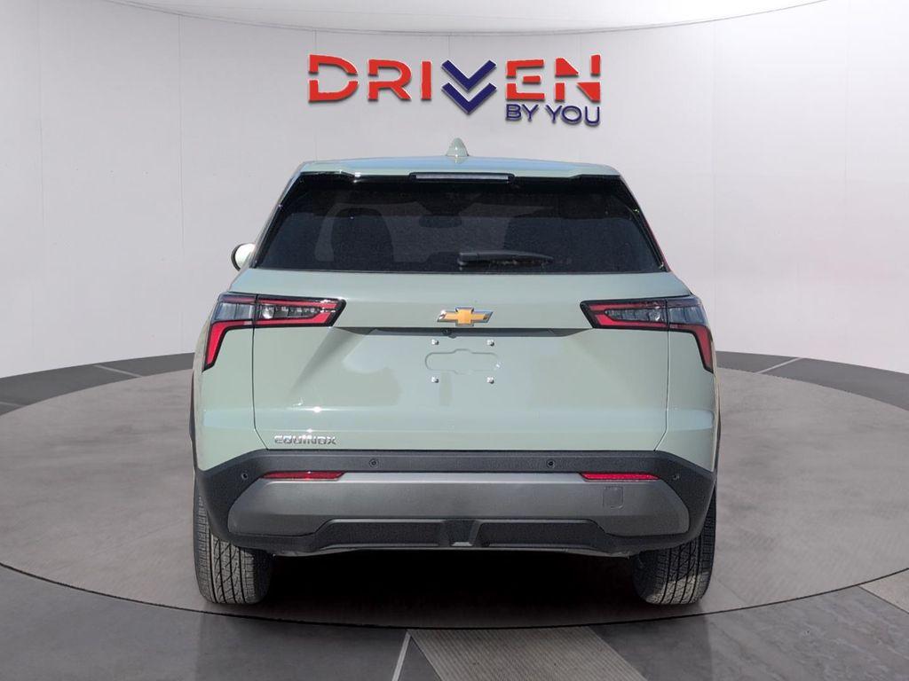new 2026 Chevrolet Equinox car, priced at $31,276