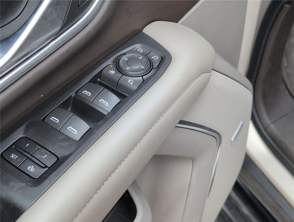 used 2021 Chevrolet Tahoe car, priced at $35,499