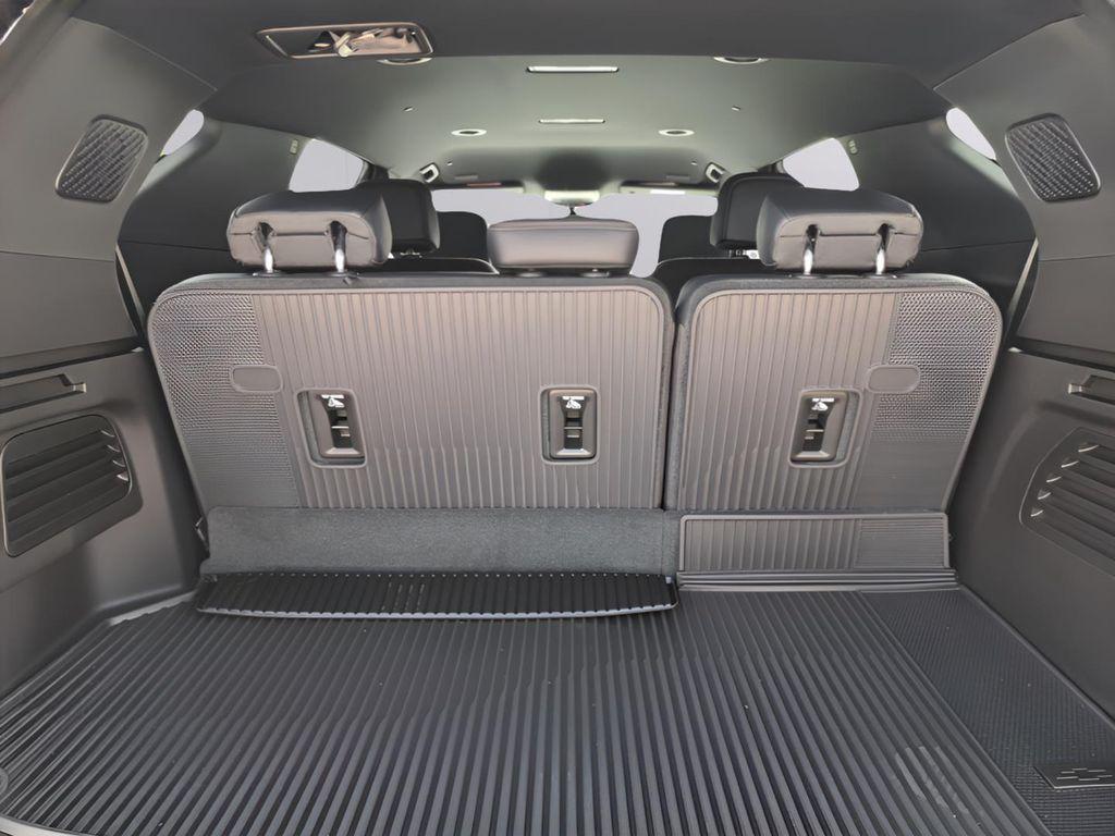 new 2026 Chevrolet Traverse car