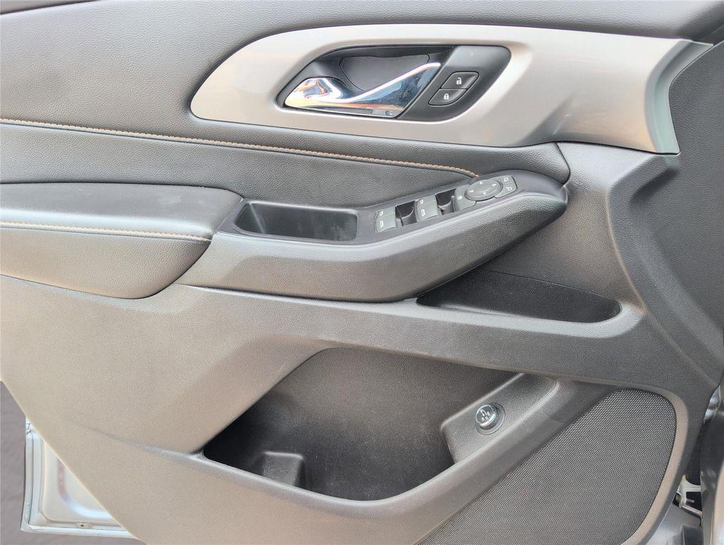 used 2019 Chevrolet Traverse car, priced at $15,120