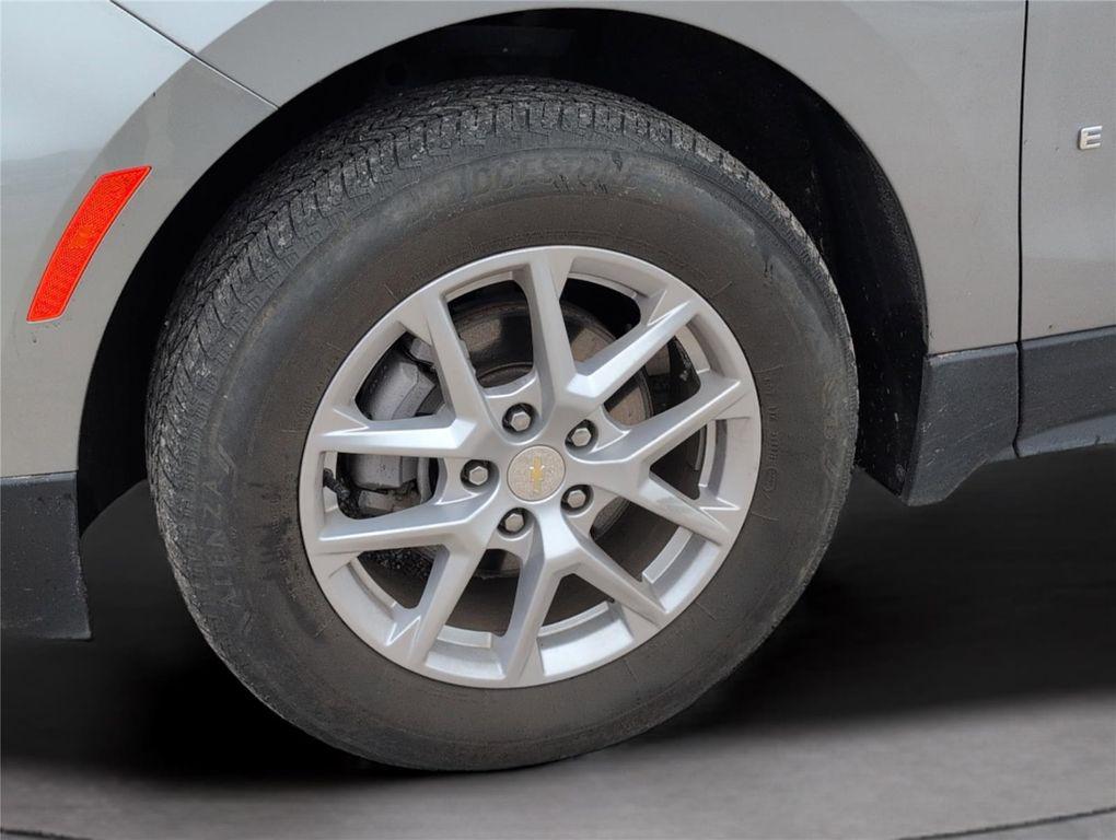 used 2023 Chevrolet Equinox car, priced at $21,316