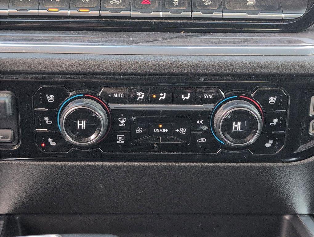 used 2024 Chevrolet Silverado 1500 car, priced at $39,995