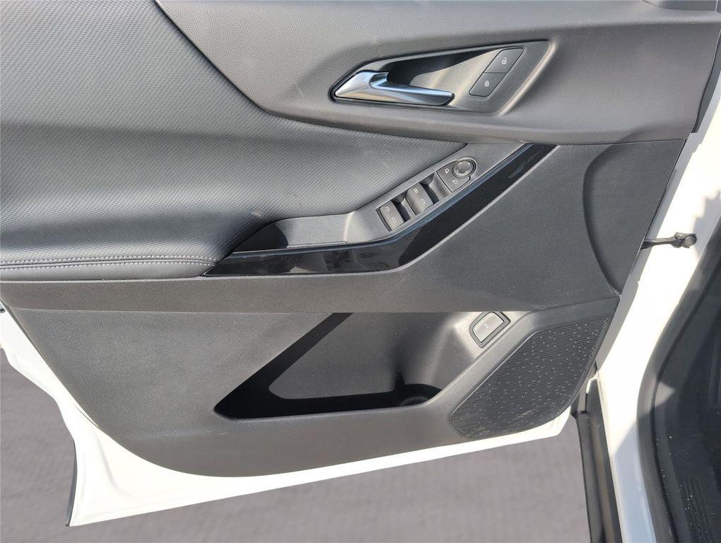 new 2026 Chevrolet Equinox car, priced at $34,041