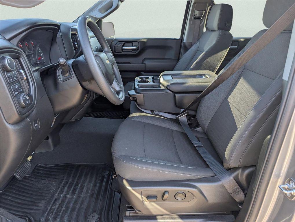 new 2025 Chevrolet Silverado 1500 car, priced at $47,930