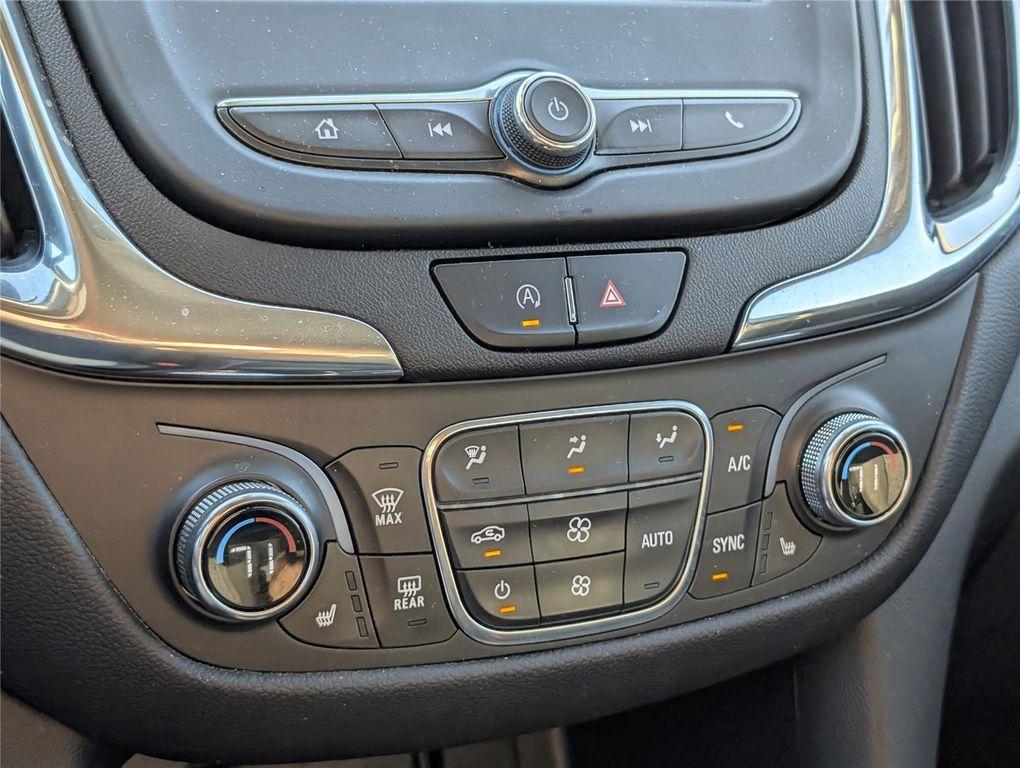 used 2022 Chevrolet Equinox car, priced at $18,293