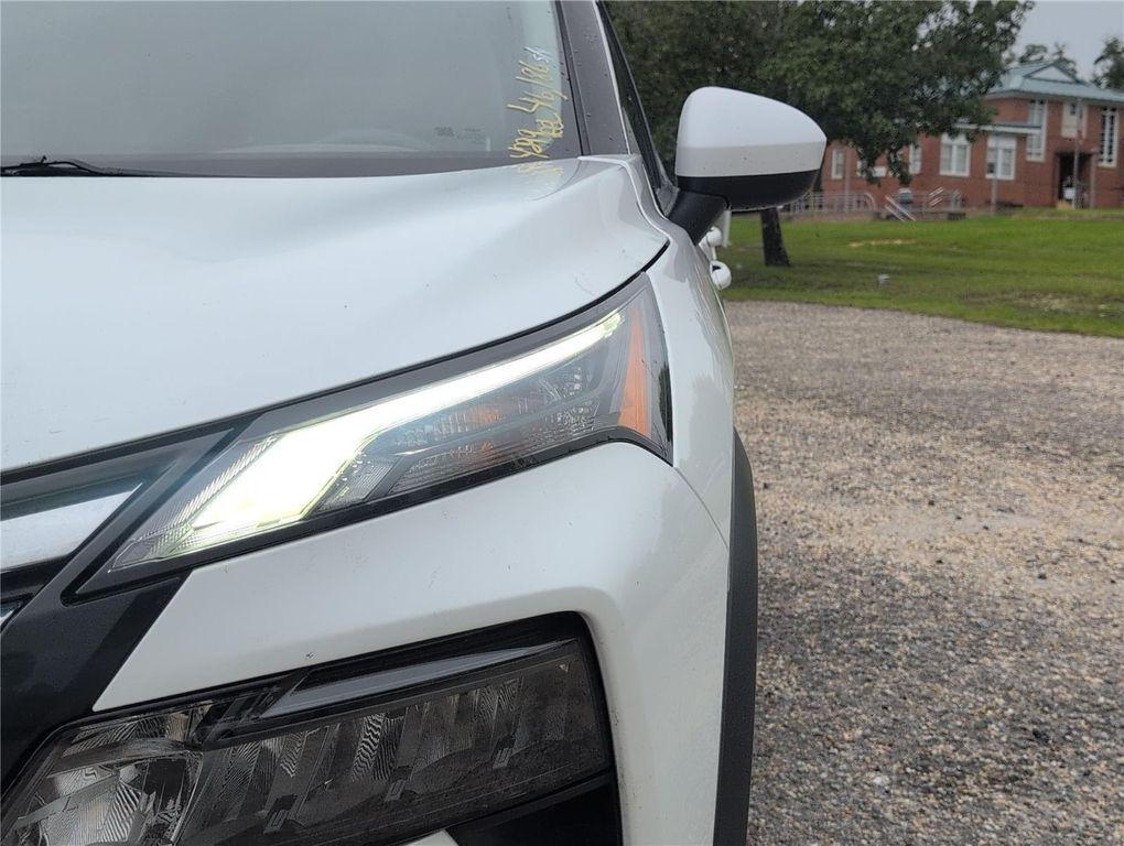 used 2025 Nissan Rogue car, priced at $21,562