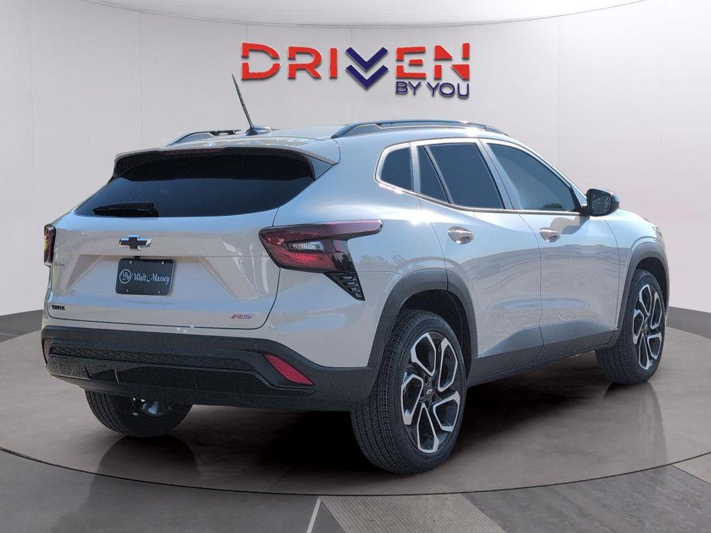 new 2026 Chevrolet Trax car