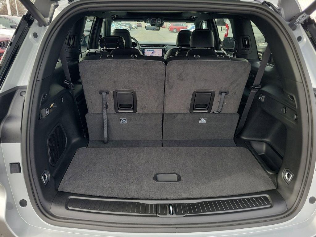 new 2026 Jeep Grand Cherokee L car, priced at $49,303