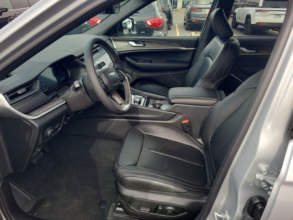 new 2026 Jeep Grand Cherokee L car, priced at $49,303