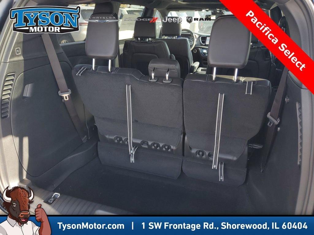 new 2026 Chrysler Pacifica car, priced at $45,572