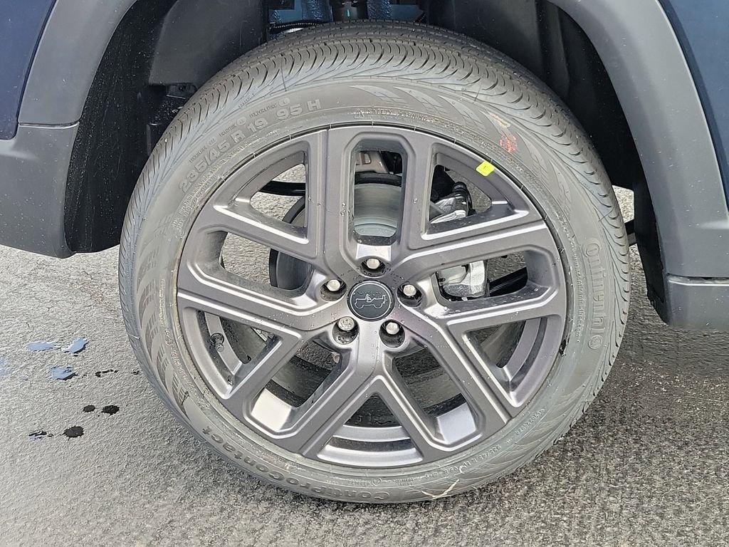 new 2026 Jeep Compass car, priced at $39,130