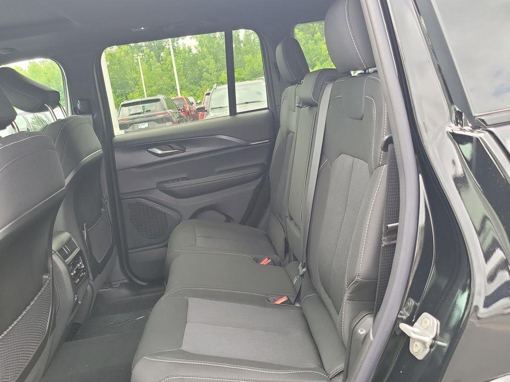 new 2026 Jeep Grand Cherokee car, priced at $42,734