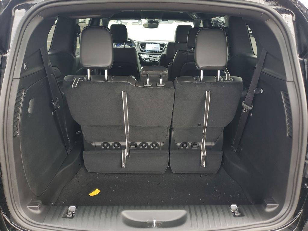 new 2026 Chrysler Pacifica car, priced at $48,726