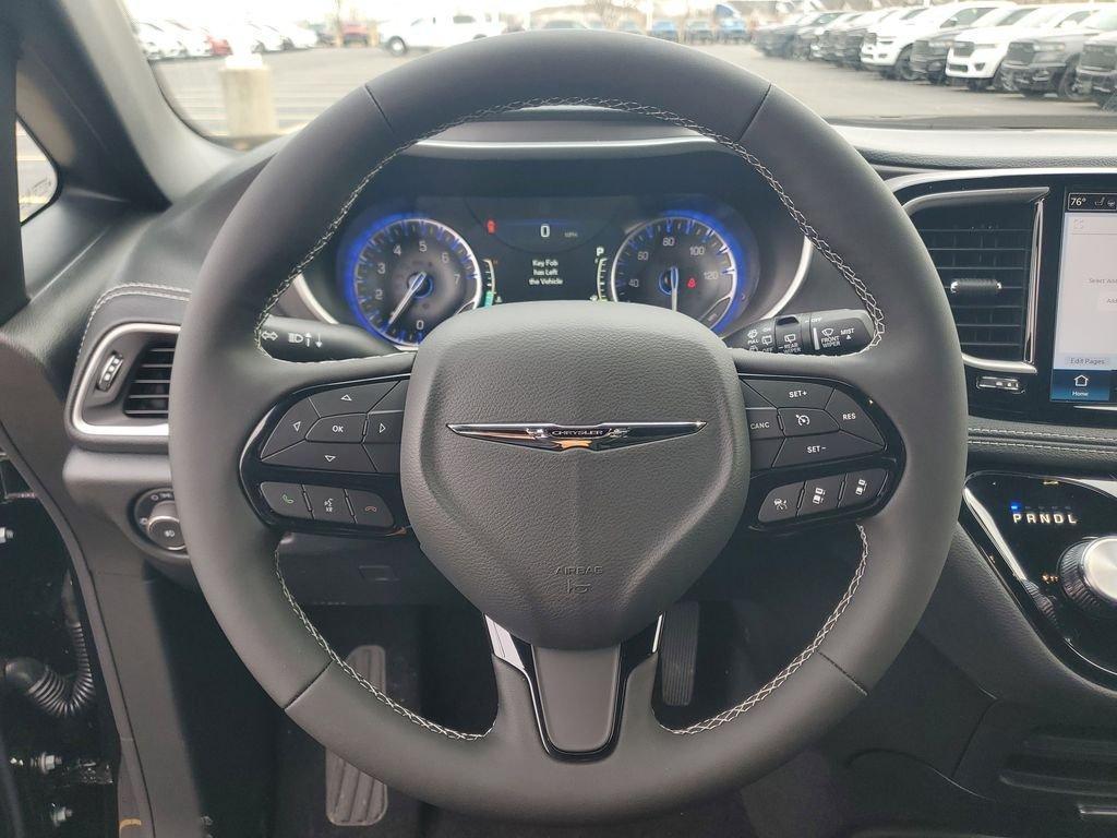 new 2026 Chrysler Pacifica car, priced at $48,726