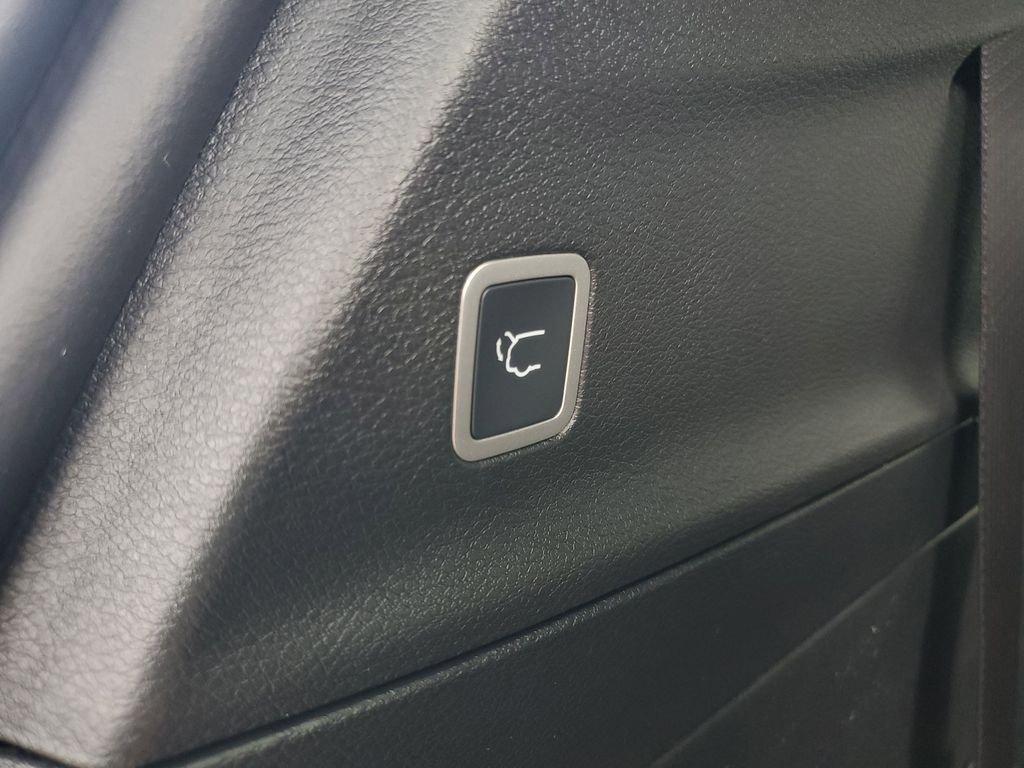 new 2026 Chrysler Pacifica car, priced at $48,726