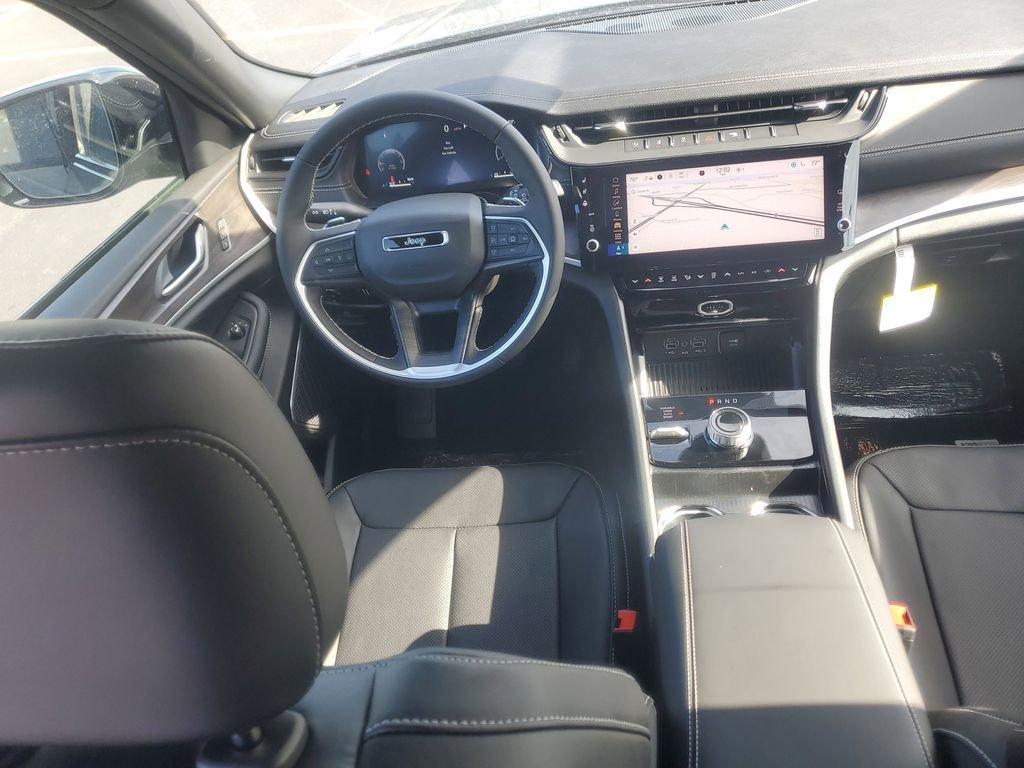 new 2026 Jeep Grand Cherokee car, priced at $50,298