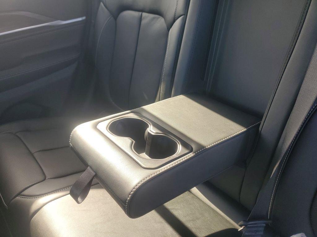 new 2026 Jeep Grand Cherokee car, priced at $50,298