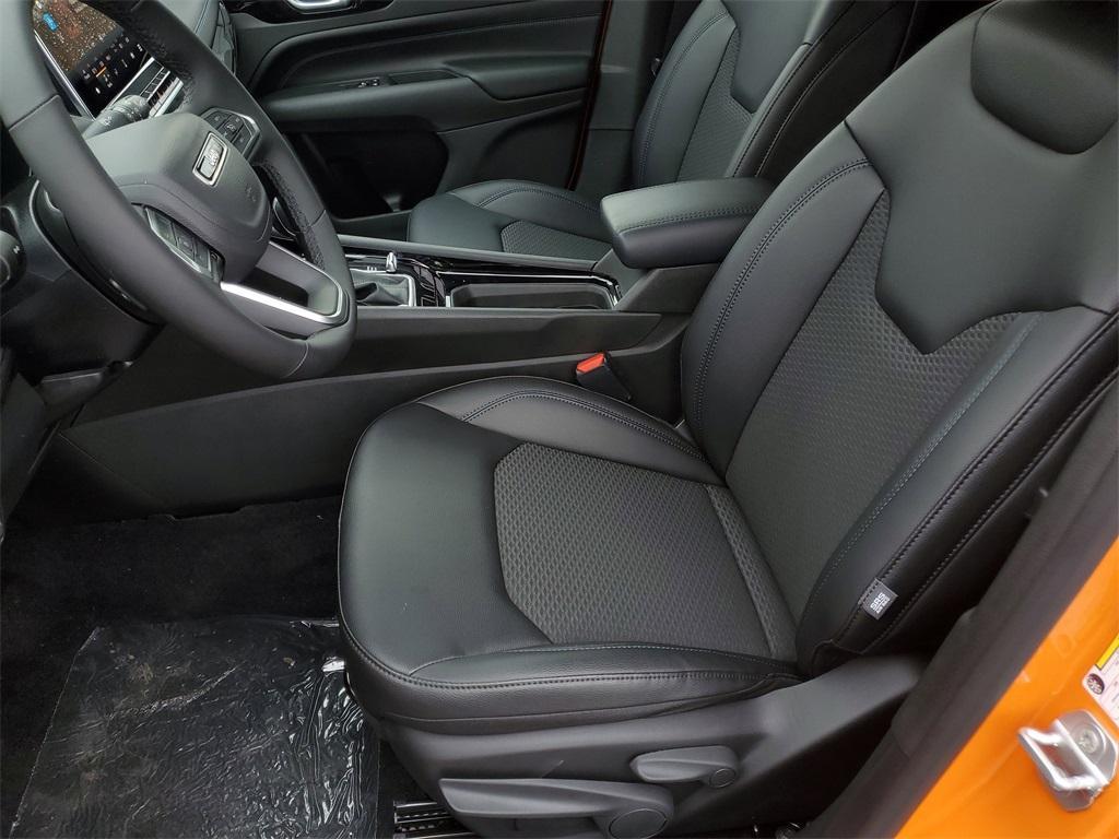 new 2026 Jeep Compass car, priced at $28,580