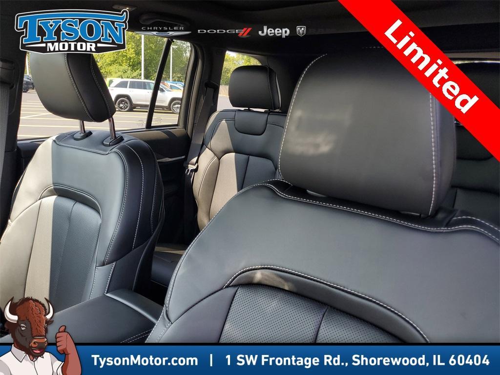 new 2025 Jeep Grand Cherokee car, priced at $49,494