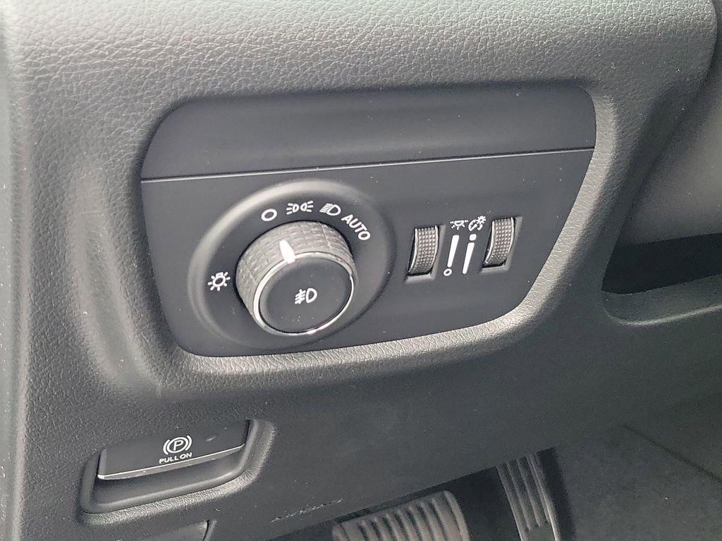new 2026 Jeep Grand Cherokee L car, priced at $51,644
