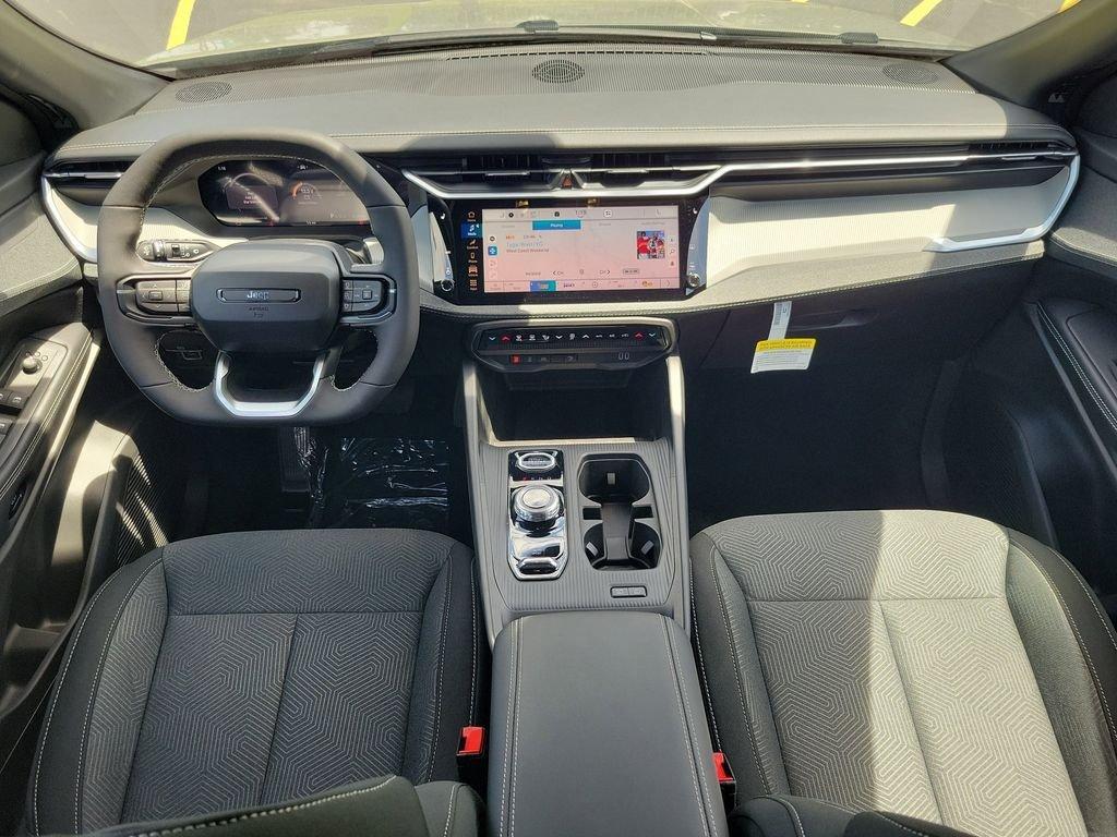 new 2026 Jeep Cherokee car, priced at $38,998