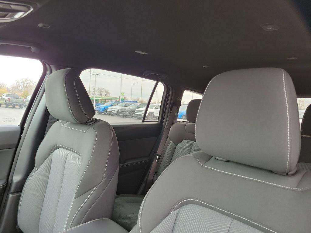 new 2026 Jeep Cherokee car, priced at $36,699