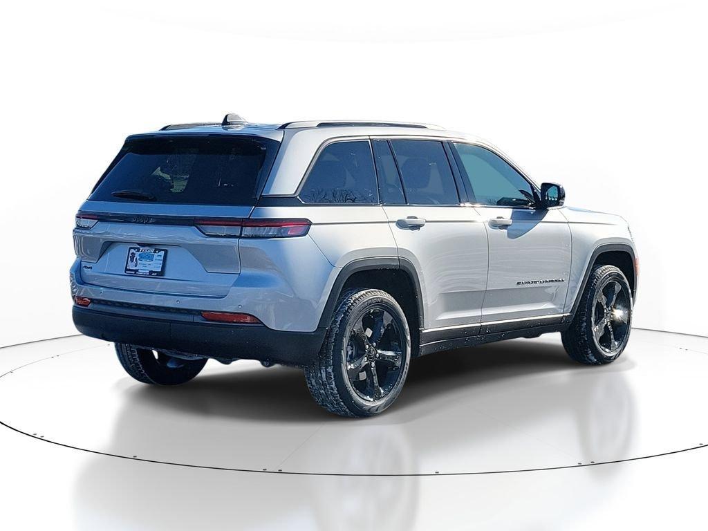 new 2026 Jeep Grand Cherokee car, priced at $47,298