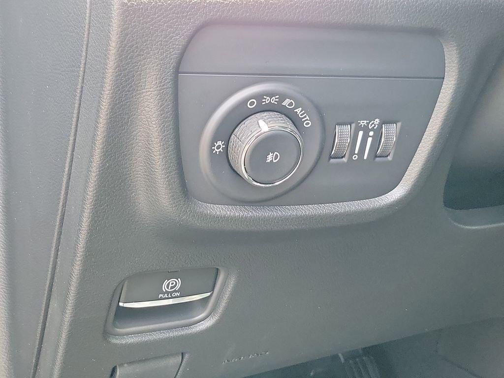 new 2026 Jeep Grand Cherokee L car, priced at $50,449