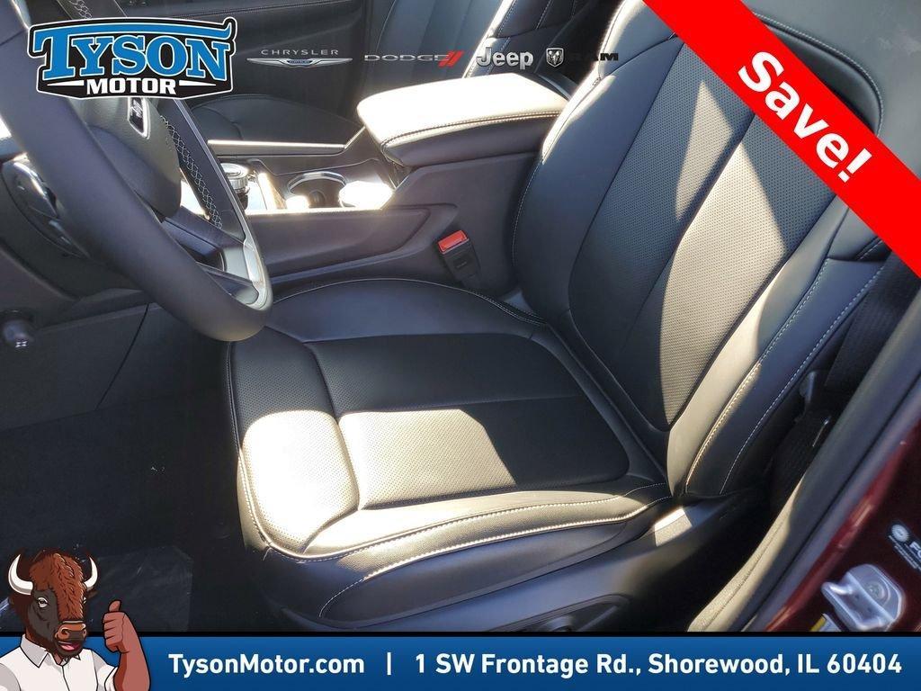 new 2025 Jeep Grand Cherokee car, priced at $49,244