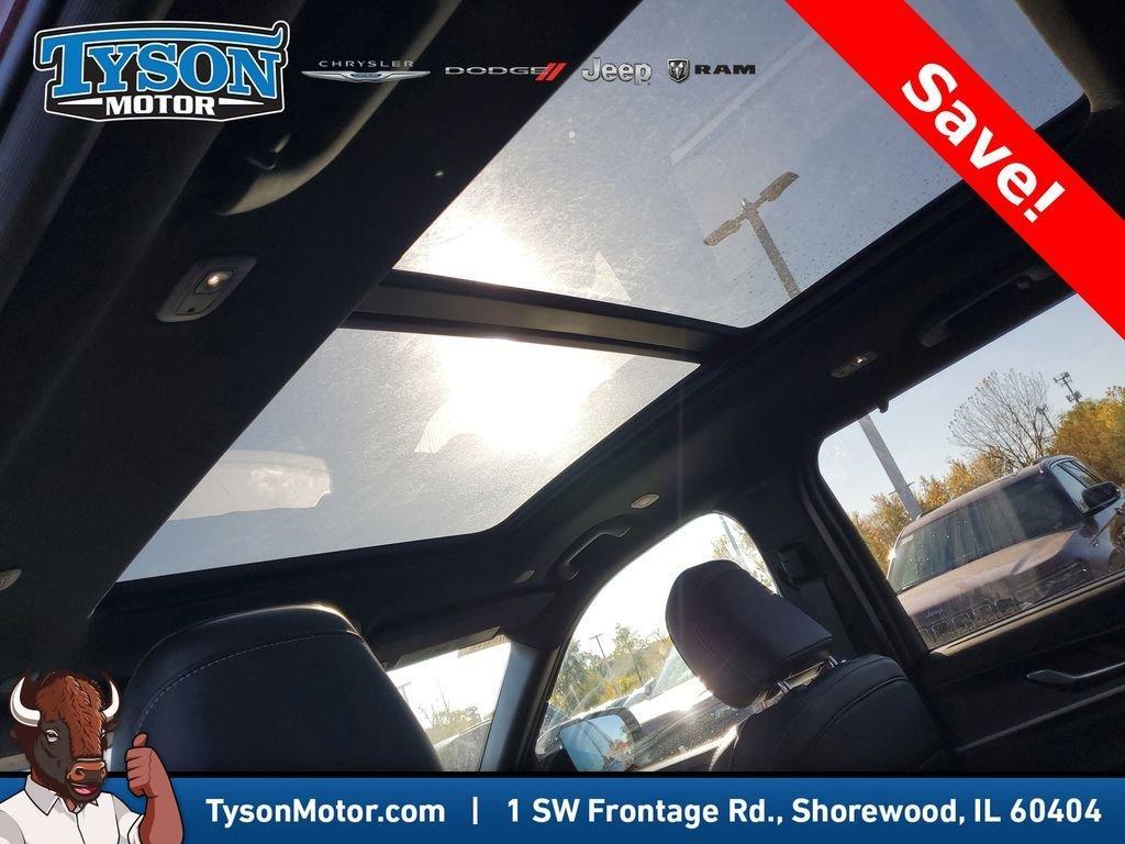 new 2025 Jeep Grand Cherokee car, priced at $49,244