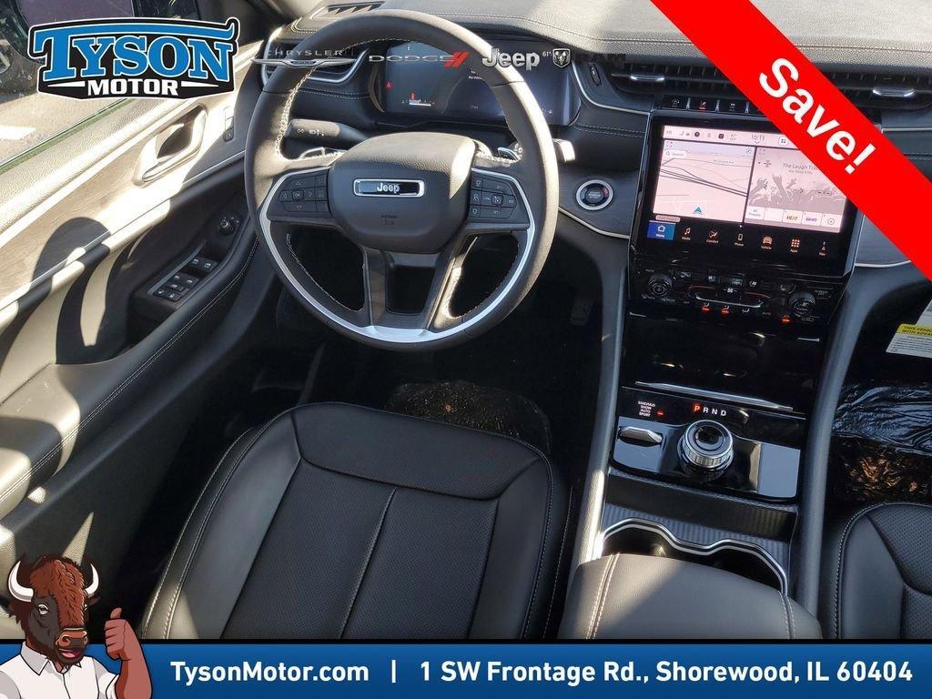 new 2025 Jeep Grand Cherokee car, priced at $52,280