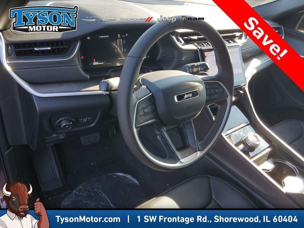 new 2025 Jeep Grand Cherokee car, priced at $49,244