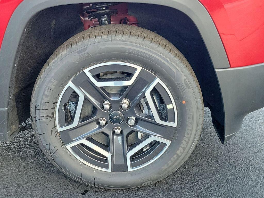 new 2026 Jeep Cherokee car, priced at $36,104