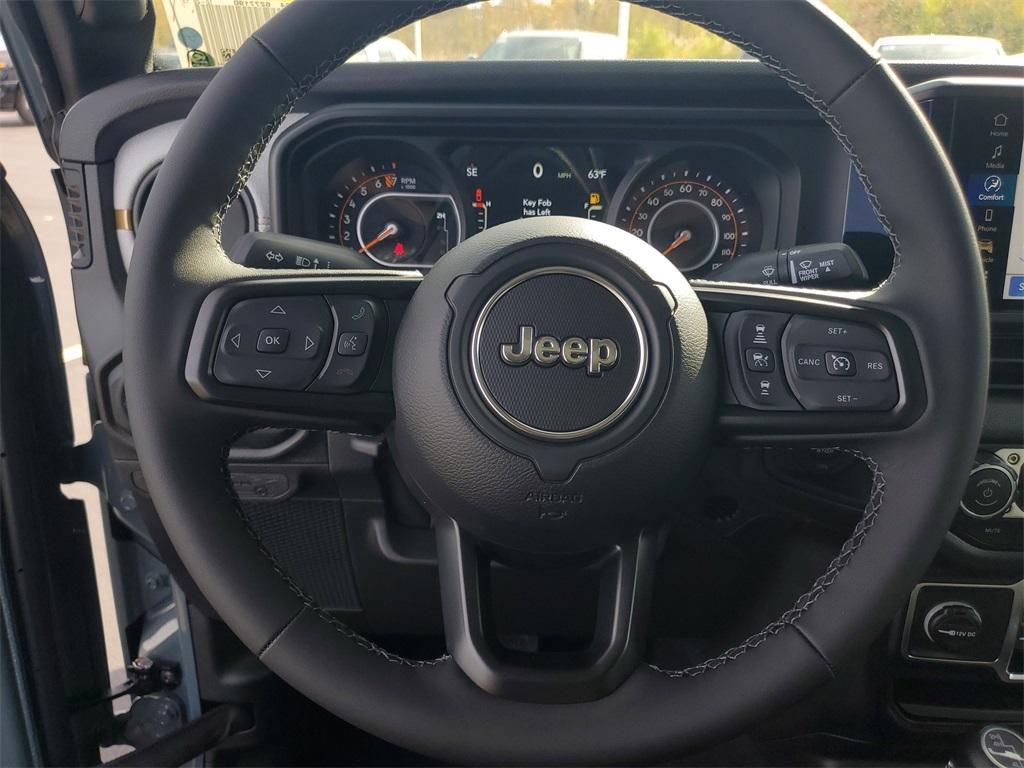 new 2026 Jeep Gladiator car, priced at $45,020