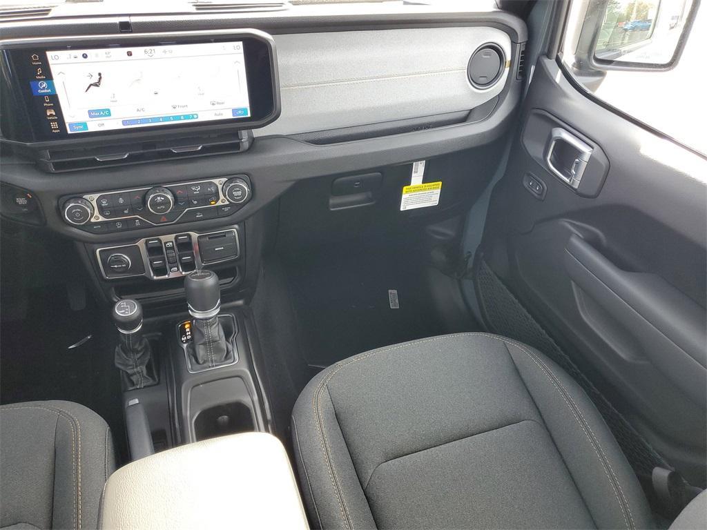 new 2026 Jeep Gladiator car, priced at $45,020