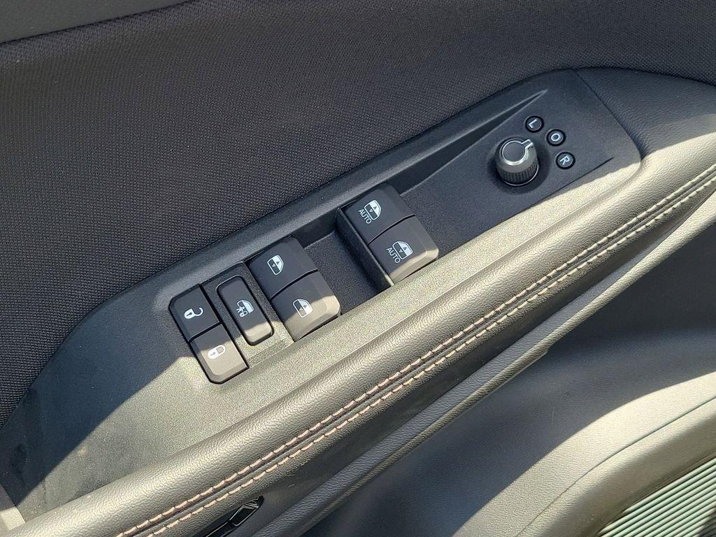 new 2026 Jeep Cherokee car, priced at $38,998