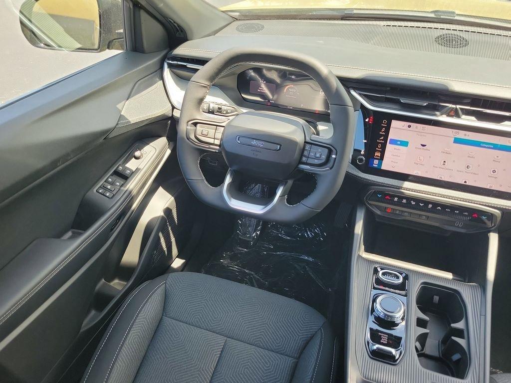 new 2026 Jeep Cherokee car, priced at $38,998