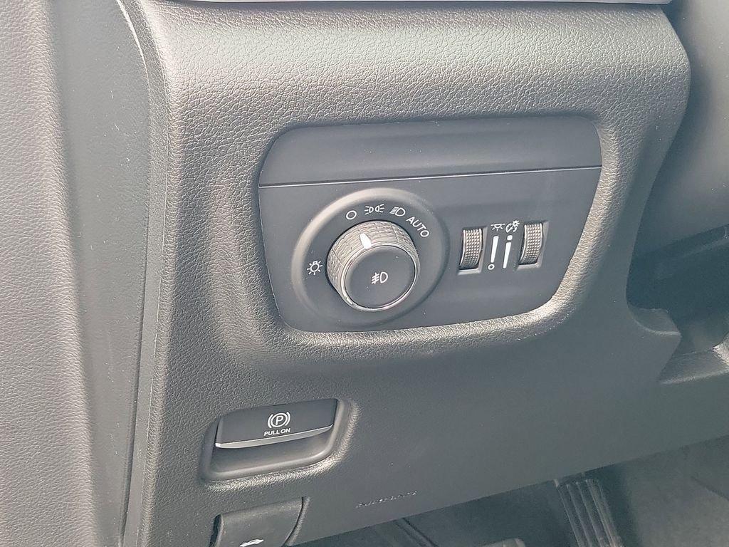 new 2026 Jeep Grand Cherokee L car, priced at $50,676