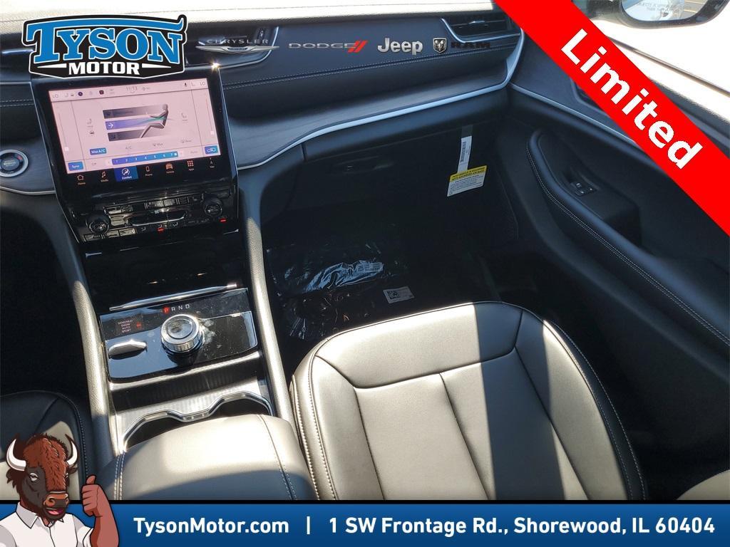 new 2025 Jeep Grand Cherokee car, priced at $44,283