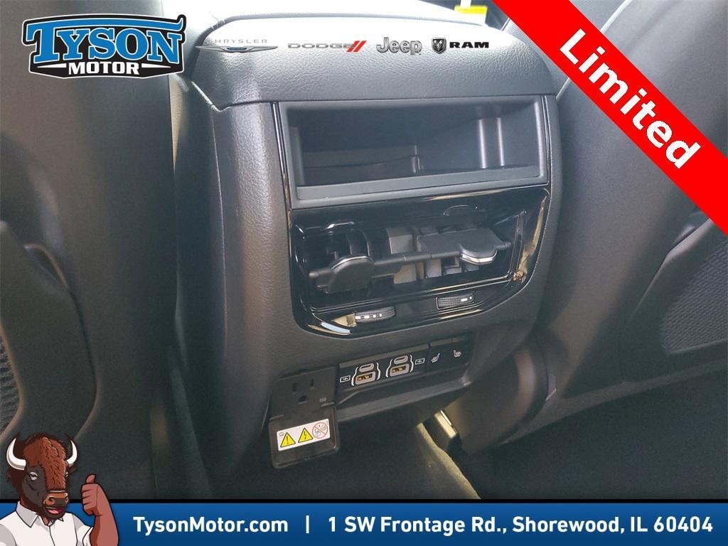 new 2025 Jeep Grand Cherokee car, priced at $44,283