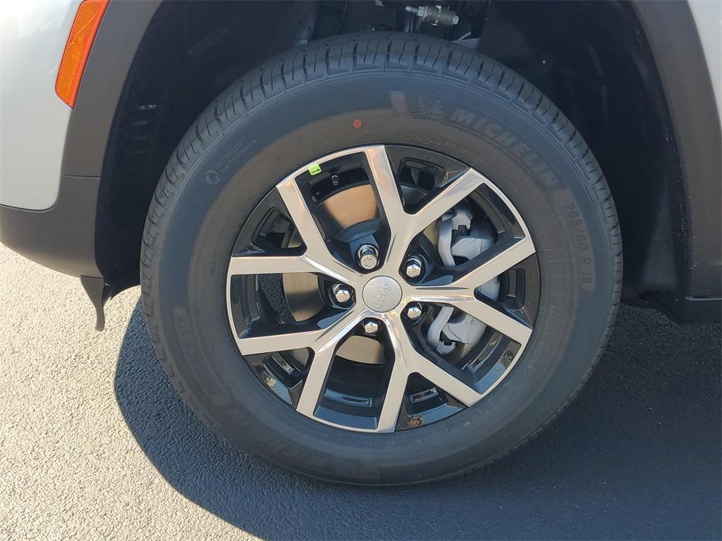 new 2025 Jeep Grand Cherokee car, priced at $39,283