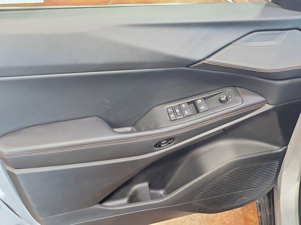 new 2026 Jeep Cherokee car, priced at $43,981