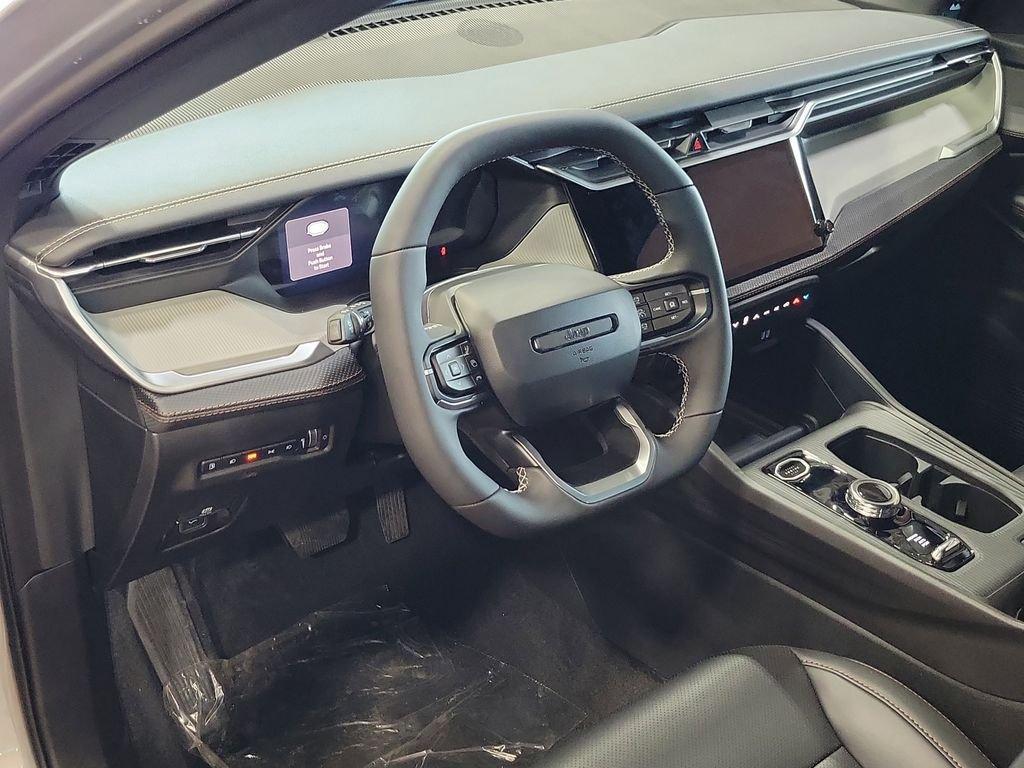 new 2026 Jeep Cherokee car, priced at $43,981