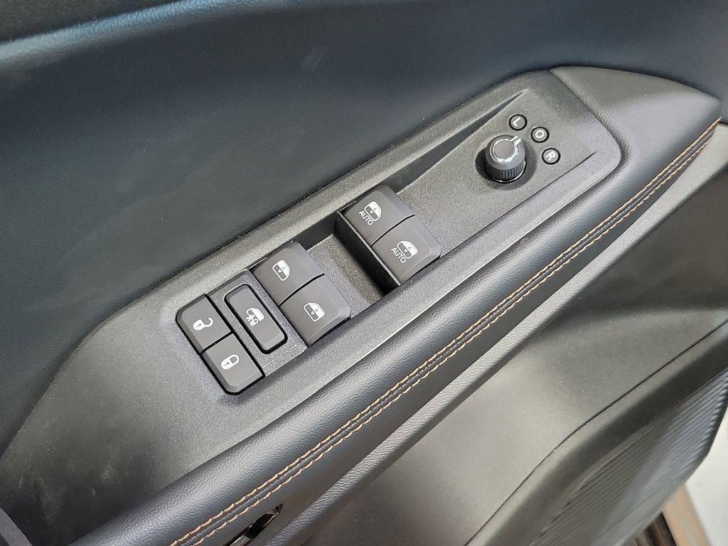 new 2026 Jeep Cherokee car, priced at $43,981