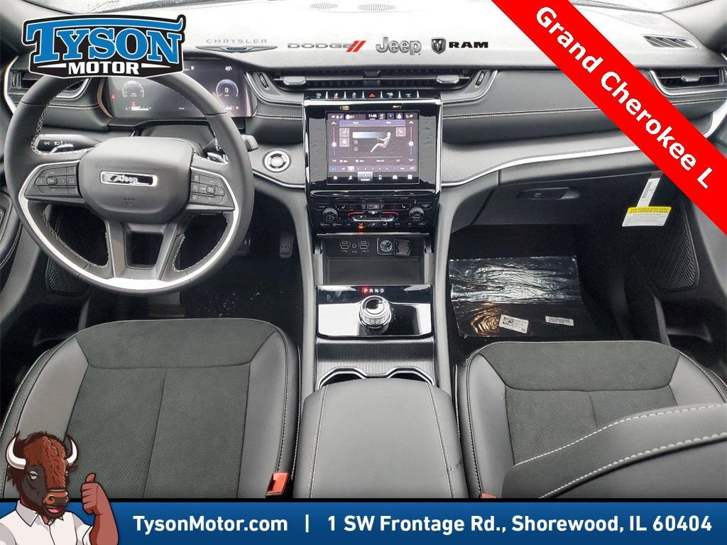 new 2025 Jeep Grand Cherokee L car, priced at $44,977