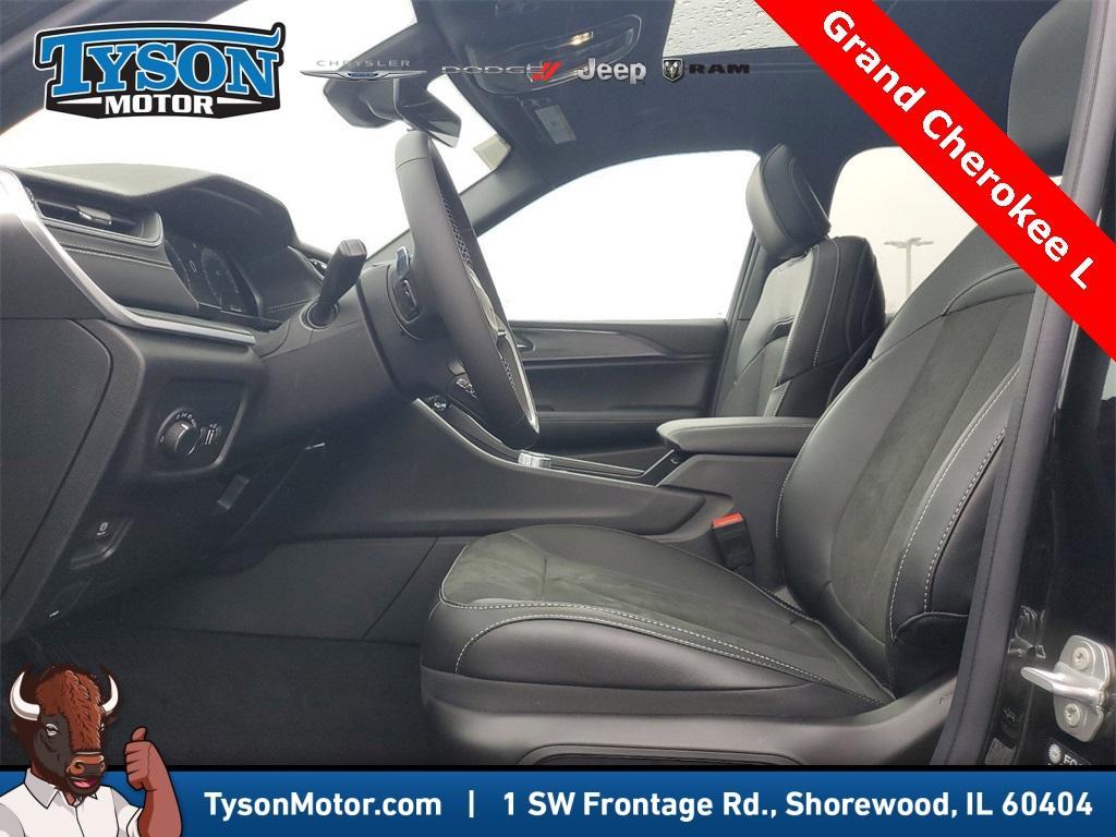 new 2025 Jeep Grand Cherokee L car, priced at $44,977