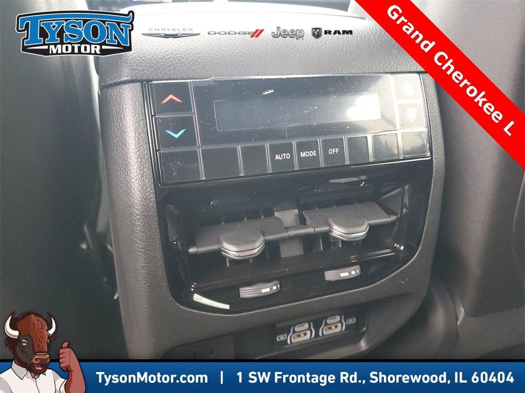 new 2025 Jeep Grand Cherokee L car, priced at $44,977