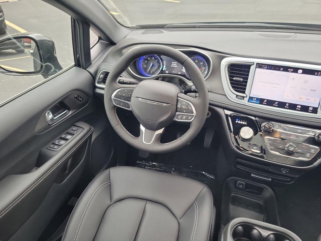 new 2027 Chrysler Pacifica car, priced at $52,520