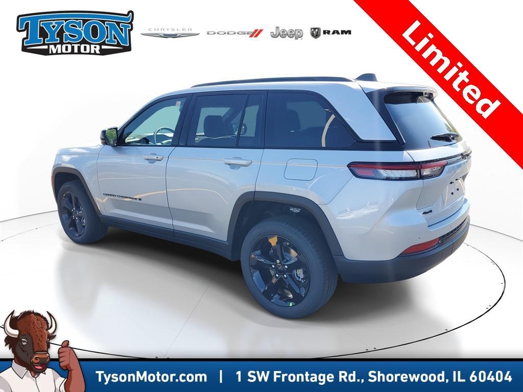 new 2025 Jeep Grand Cherokee car, priced at $49,994